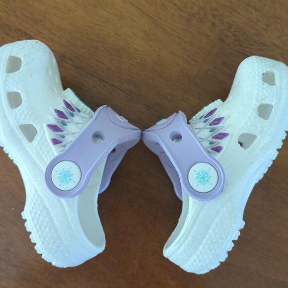 Crocs Disney Frozen II Classic Clog toddler C4 - Picture 9 of 10